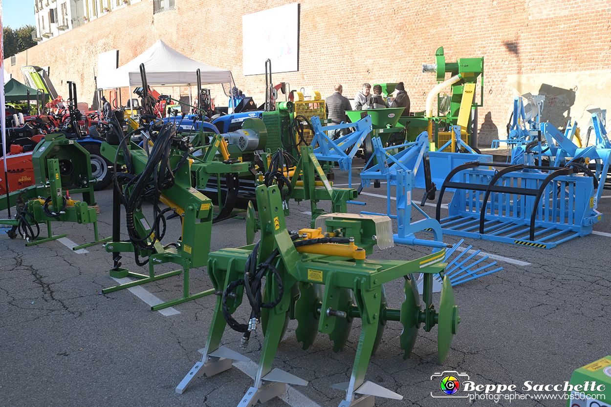 VBS_7263 - Fiera dei Santi - 12.ma Fiera Nazionale del Tartufo.jpg